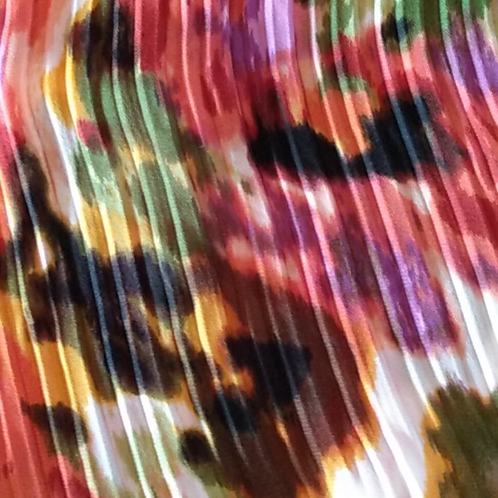 Shirt - Picture 4 of 4